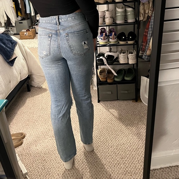 Ripped Straight Leg Jeans - Picture 6 of 12